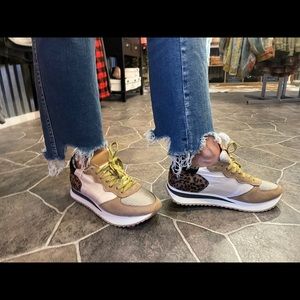 Shushop tennis shoes